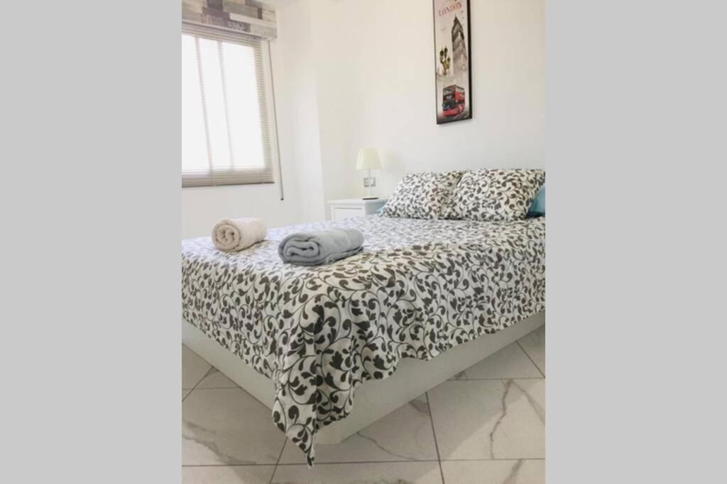 דירות מיחאס Mi Casa Es La Tuya מראה חיצוני תמונה