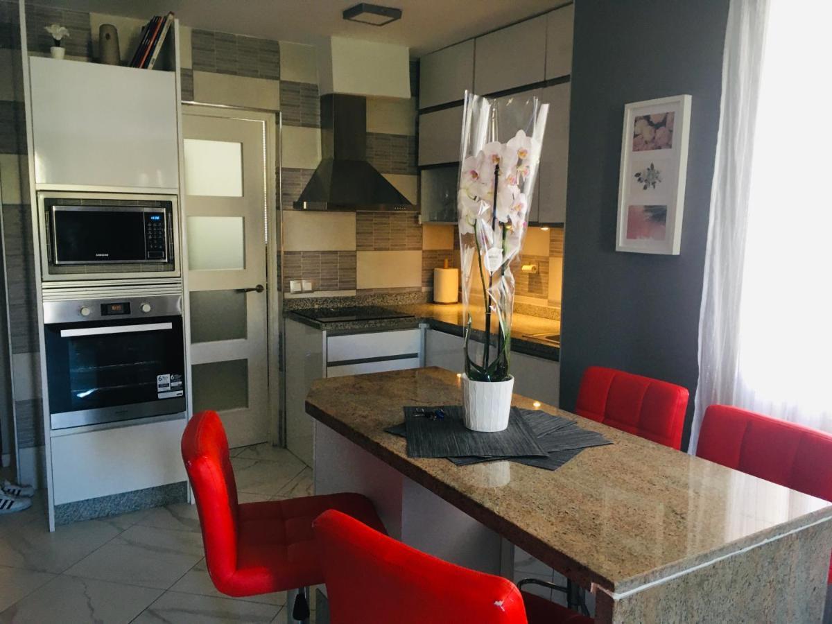 דירות מיחאס Mi Casa Es La Tuya מראה חיצוני תמונה